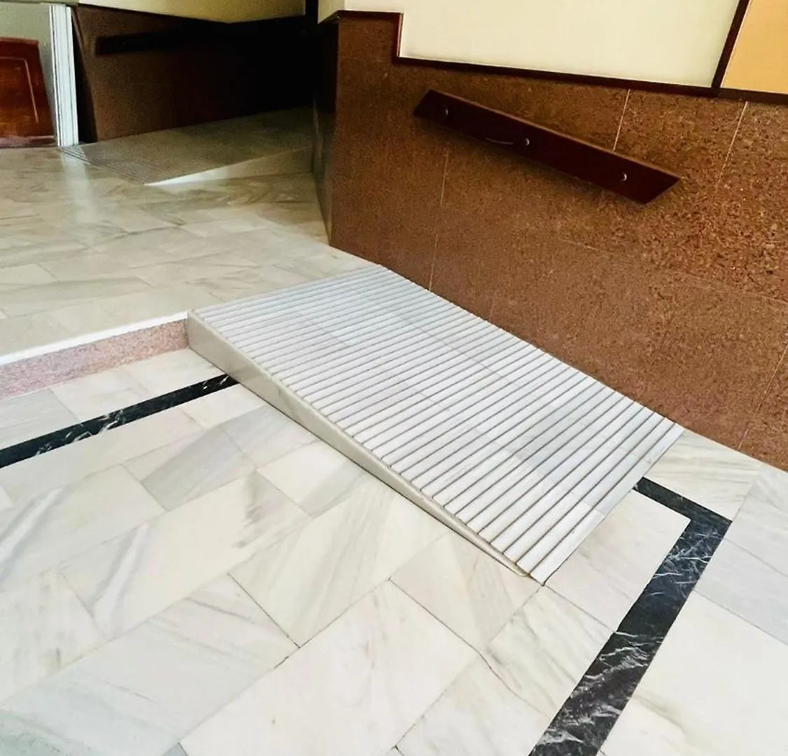Atico En Yate Iv, Primera Linea Playa Apartment Fuengirola
