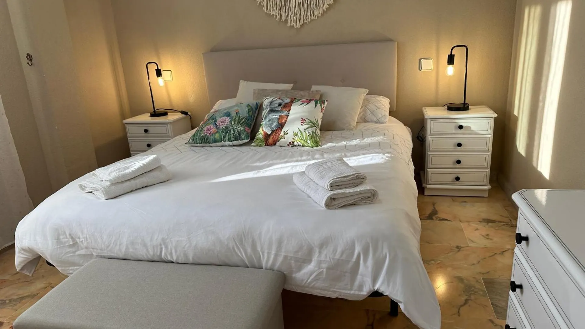 Atico En Yate Iv, Primera Linea Playa Apartment Fuengirola