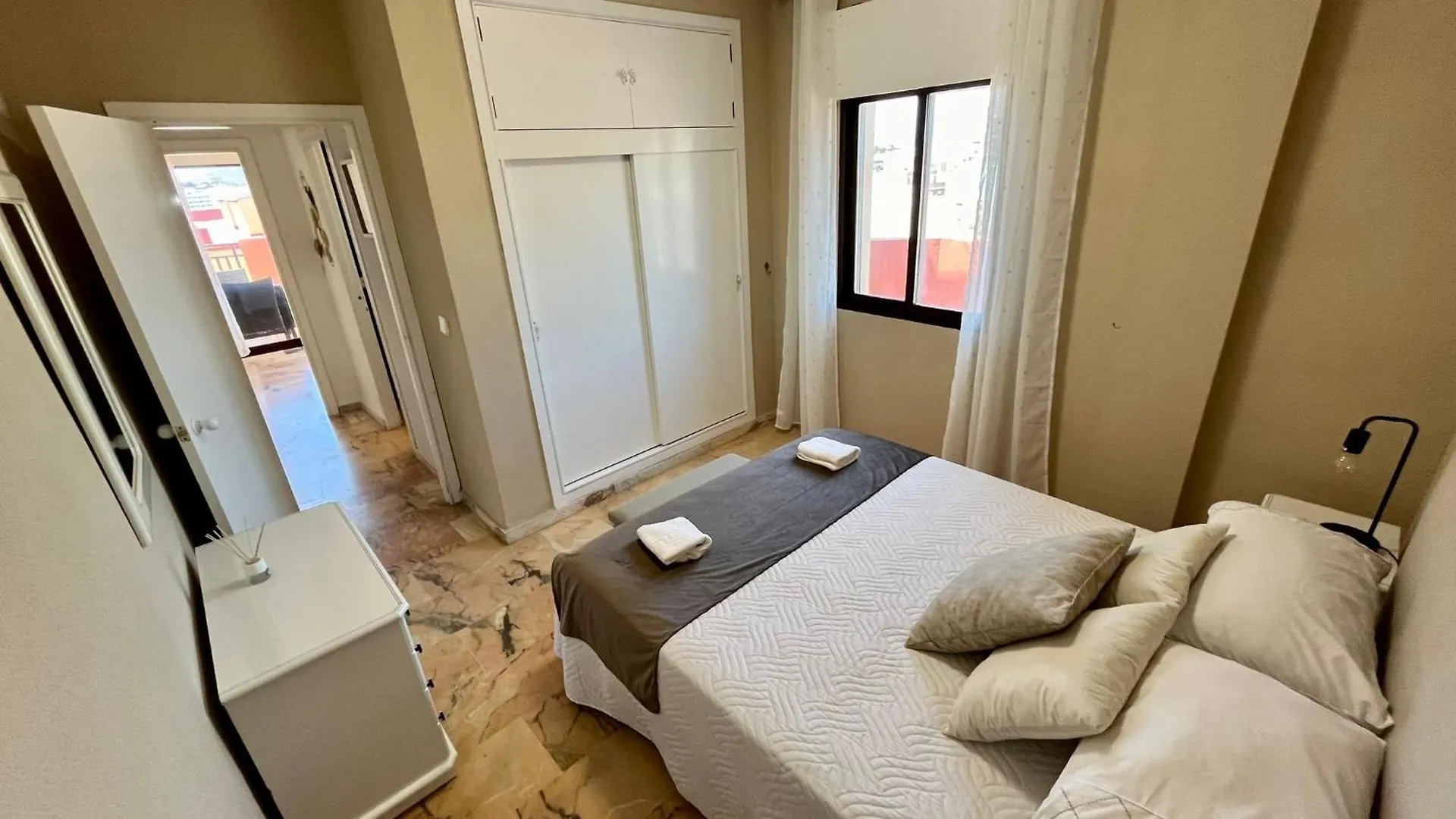 Atico En Yate Iv, Primera Linea Playa Apartment Fuengirola