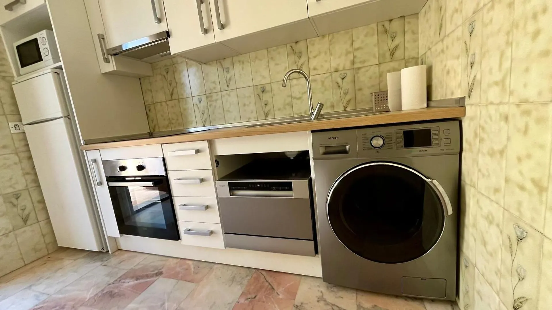 Atico En Yate Iv, Primera Linea Playa Apartment Fuengirola 0*,
